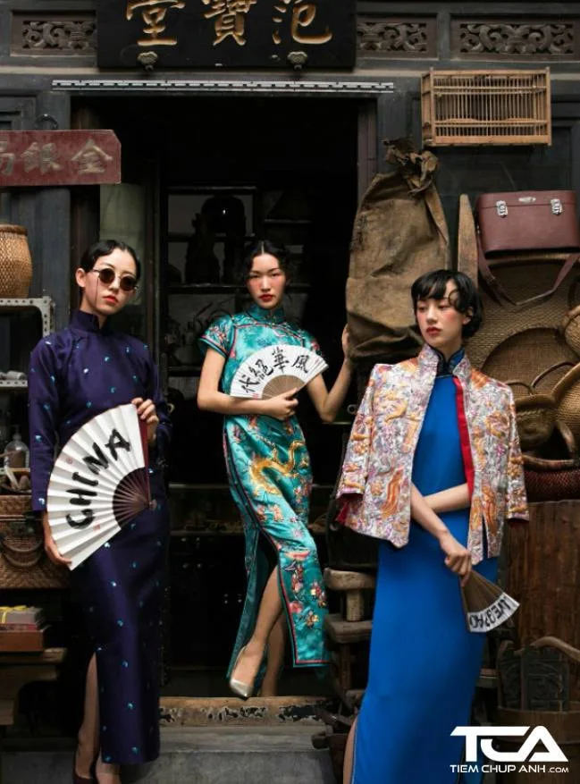 Giá Chụp Ảnh Kỷ Yếu