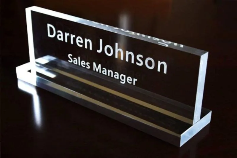 Bảng Chức Danh Để Bàn