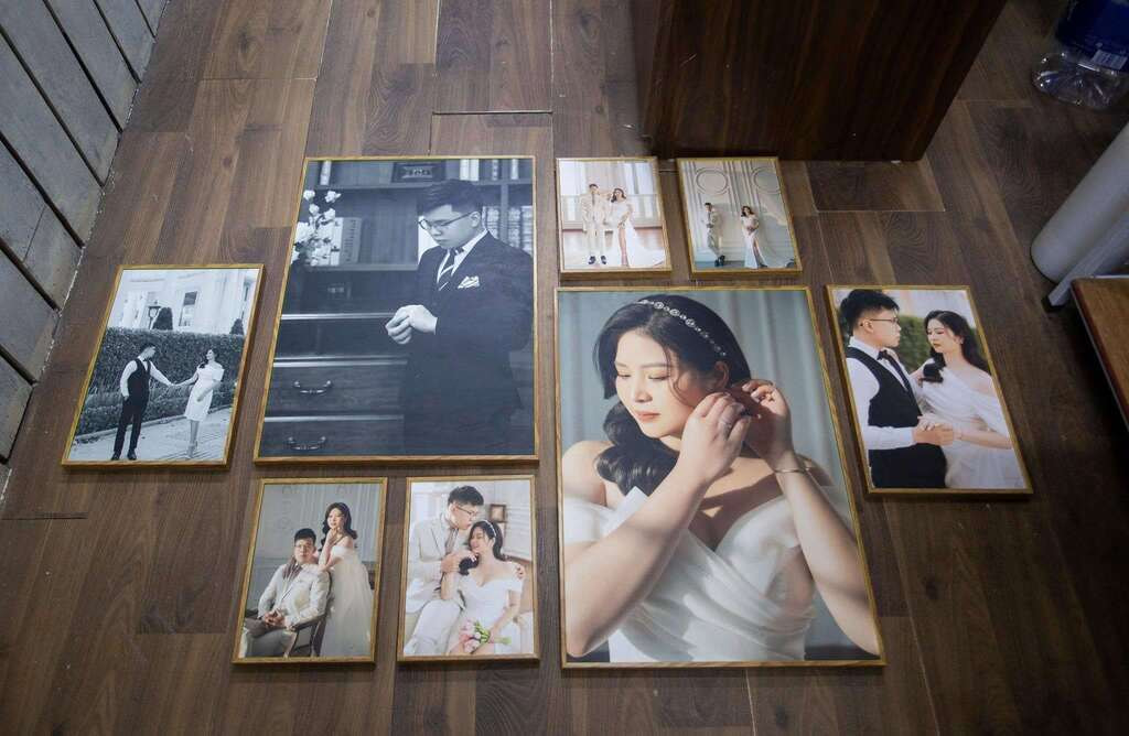 In Ảnh Gỗ Ứng Dụng Trong Album Ảnh Cưới Laminate
