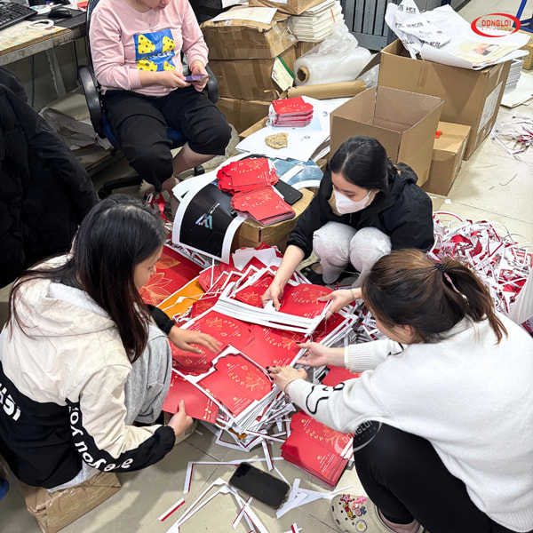 Gia Công Sau In Là Gì? 18 Công Đoạn Gia Công Sau In Phổ Biến Hiện Nay | In Đồng Lợi | 17