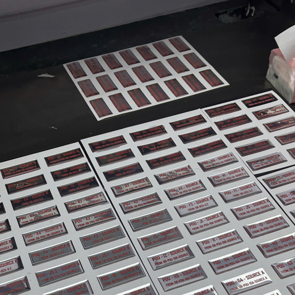 5 Khác Biệt Giữa Tem Epoxy Và Tem Decal Thường Bạn Cần Biết | In Đồng Lợi | 13