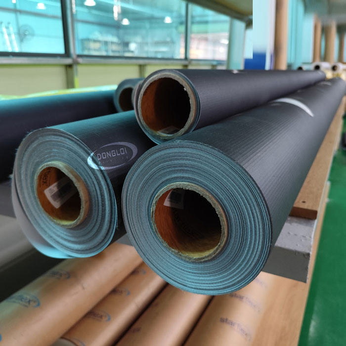 Bạt Hiflex Là Gì? Các Loại Bạt Hiflex Phổ Biến Trên Thị Trường 4 Bat Hiflex 23 Bạt Hiflex Là Gì? Các Loại Bạt Hiflex Phổ Biến Trên Thị Trường | In Đồng Lợi | 4