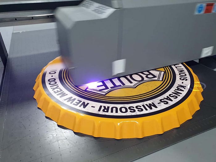 In Uv Là Gì? Công Nghệ In Cao Cấp Cho Bề Mặt Đặc Biệt 5 In Uv 28 In Uv Là Gì? Công Nghệ In Cao Cấp Cho Bề Mặt Đặc Biệt | In Đồng Lợi | 5