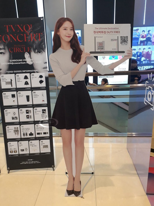 Standee Mô Hình – Giá Và Lưu Ý Khi Đặt In Chuẩn Kỹ Thuật | In Đồng Lợi | 2